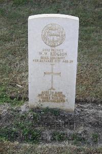 Ismailia War Memorial Cemetery - Ridgeon, Walter William